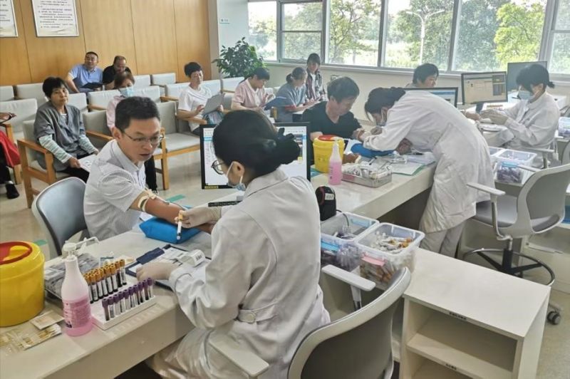 財(cái)富有你創(chuàng)造  健康有我呵護(hù)